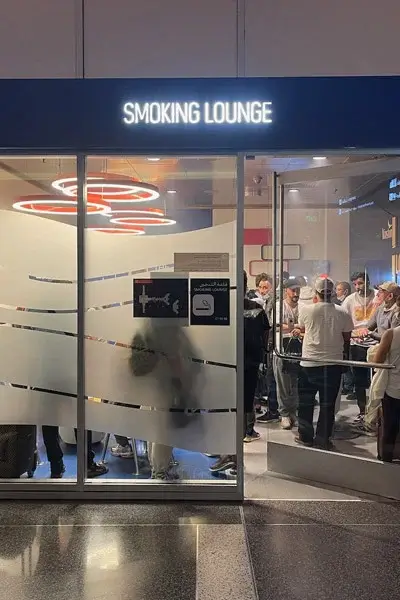 Zona de fumadores en el aeropuerto MCO